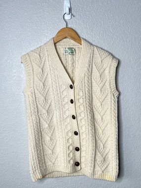 Vintage 100% Irish Wool Sweater Vest Hand Knit Cream Cable Knit Button Front M